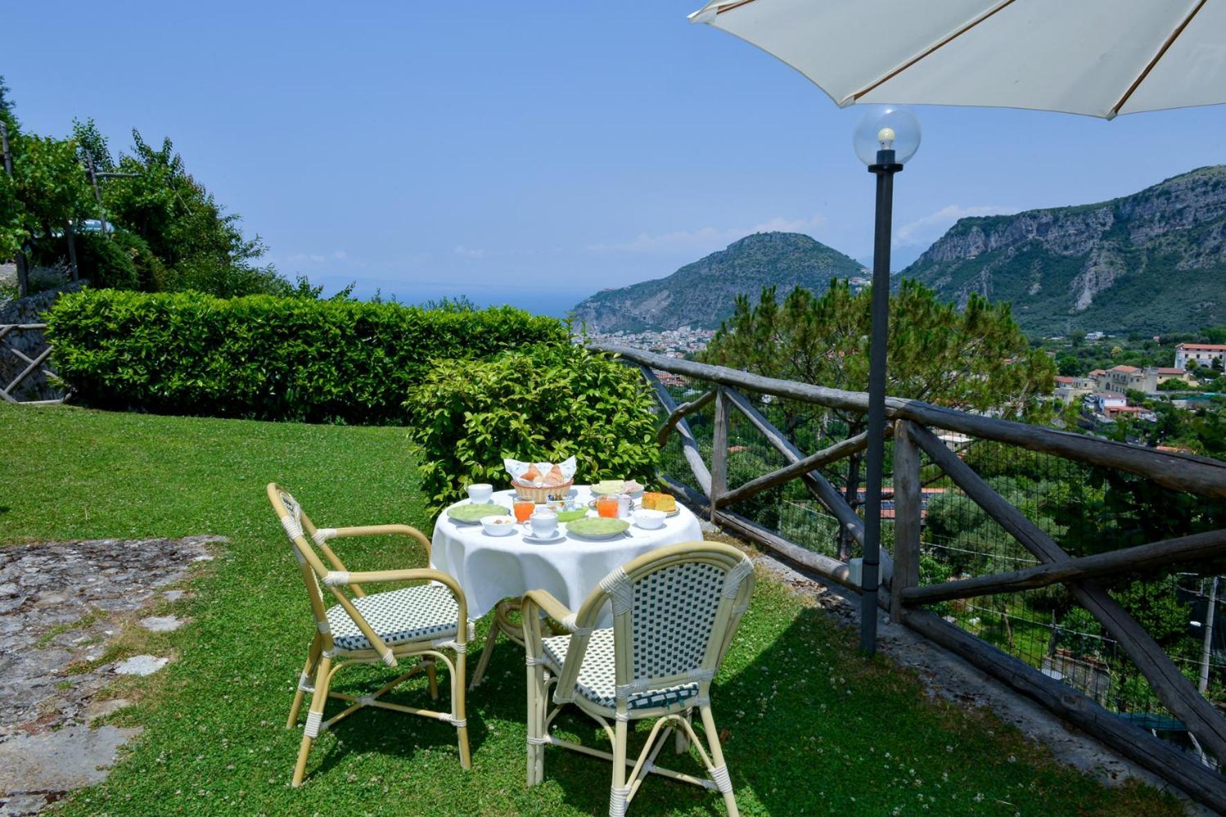 Villevieille Piano di Sorrento Luaran gambar